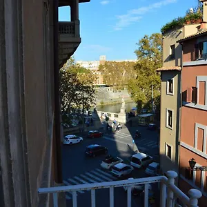 Finestra Su Castel Sant'angelo Apartamento